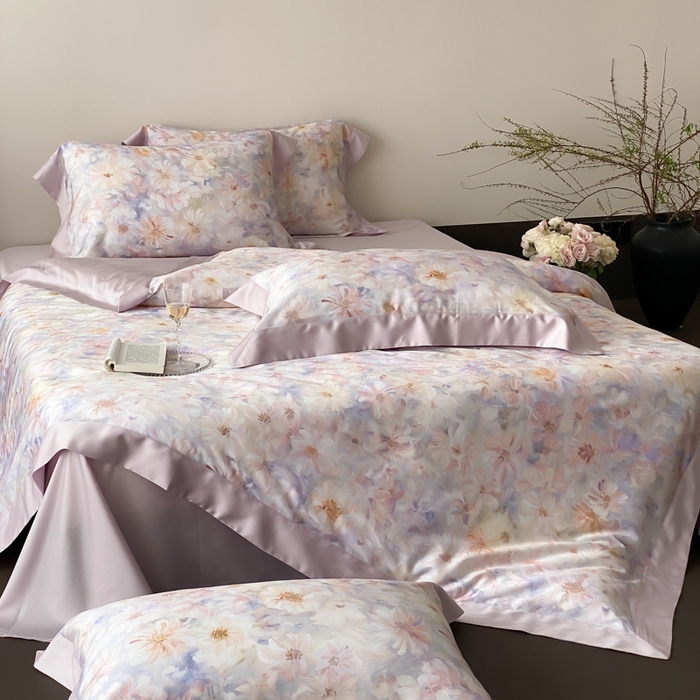 91家纺网 家纺一手货源 找家纺 云栖家居 2025天丝棉数码印花四件套 溪满花-梦幻紫