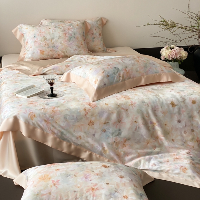 91家纺网 家纺一手货源 找家纺 云栖家居 2025天丝棉数码印花四件套 溪满花-香槟