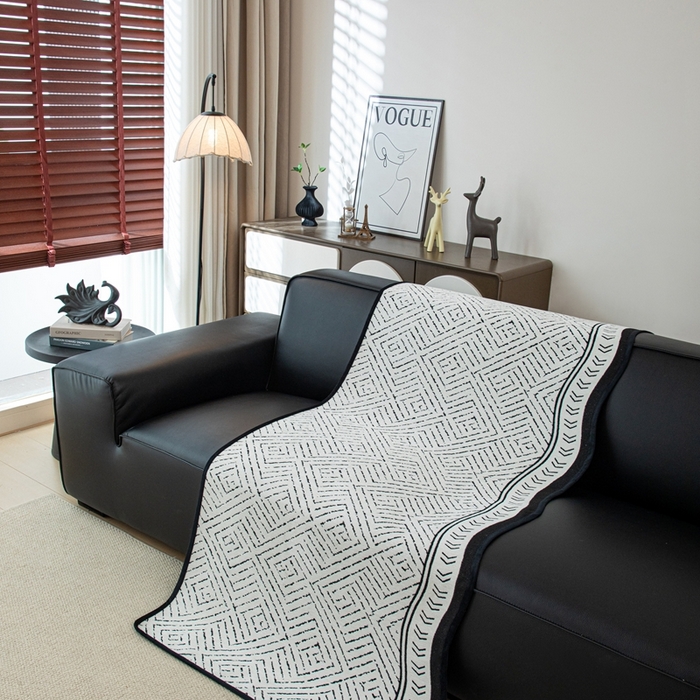 91家纺网 家纺一手货源 找家纺 沐沐家纺 2026新款曼香沙发垫 黑色