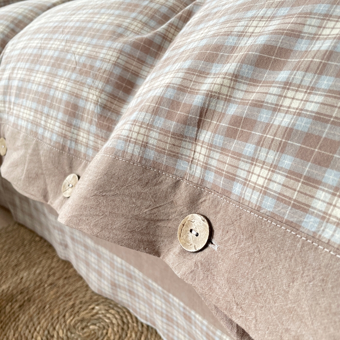 91家纺网 家纺一手货源 找家纺 琉宿家纺 2025新款纽扣款水洗棉四件套 梵克咖