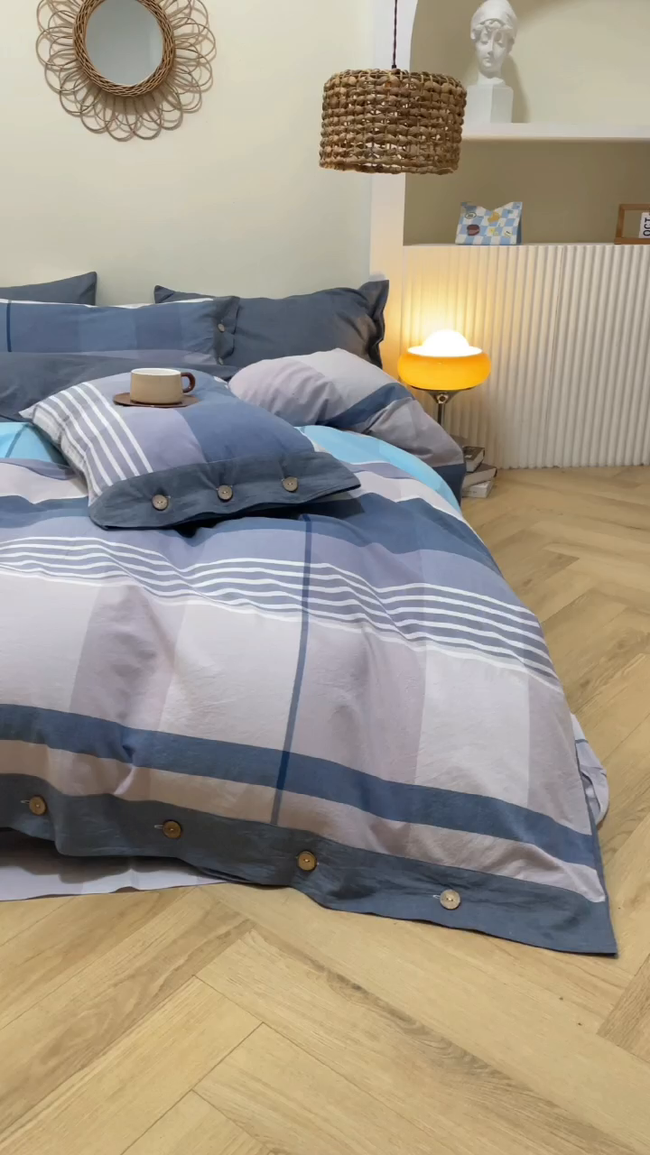 91家纺网 家纺一手货源 找家纺 琉宿家纺 2025新款纽扣款水洗棉四件套 玛格蓝