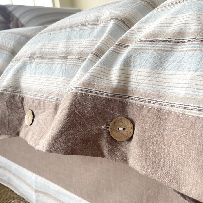 91家纺网 家纺一手货源 找家纺 琉宿家纺 2025新款纽扣款水洗棉四件套 千颂咖