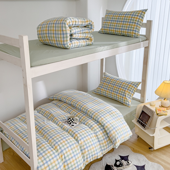 91家纺网 家纺一手货源 找家纺 久典家居 2025A类全棉色织水洗棉学生款三件套 彩虹绿