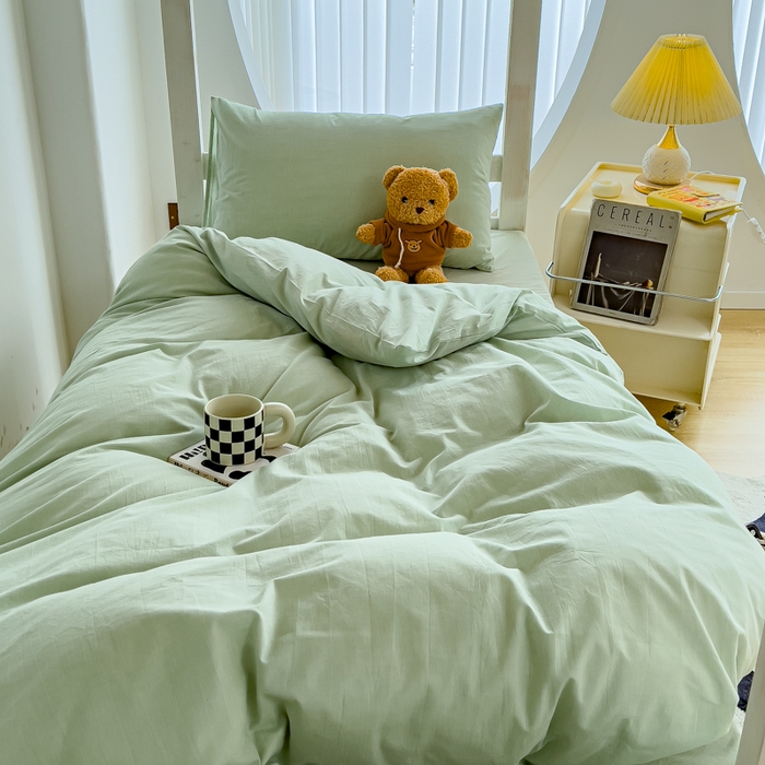 91家纺网 家纺一手货源 找家纺 久典家居 2025A类全棉色织水洗棉学生款三件套 果绿