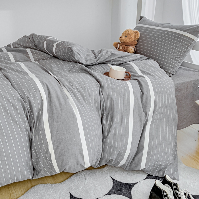 91家纺网 家纺一手货源 找家纺 久典家居 2025A类全棉色织水洗棉学生款三件套 极简灰