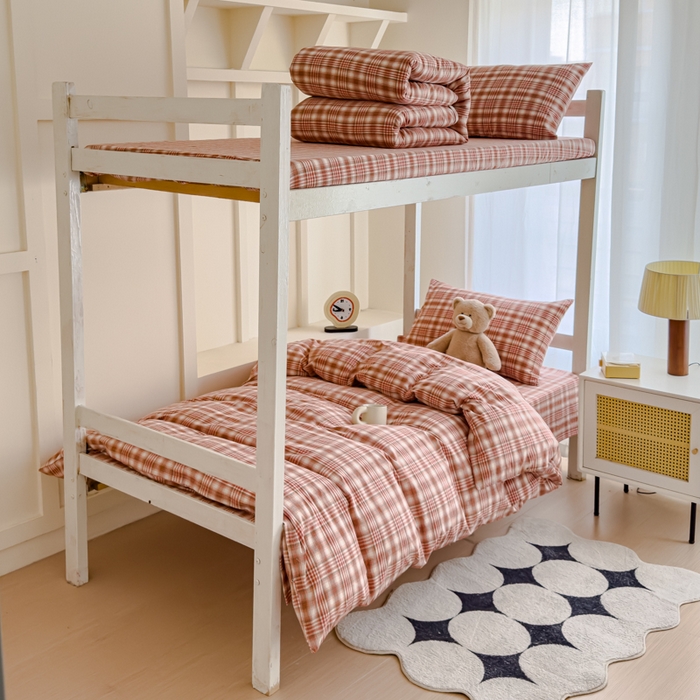 91家纺网 家纺一手货源 找家纺 久典家居 2025A类全棉色织水洗棉学生款三件套 可可粉