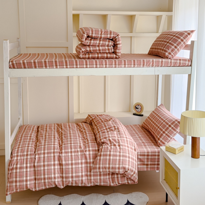 91家纺网 家纺一手货源 找家纺 久典家居 2025A类全棉色织水洗棉学生款三件套 可可粉