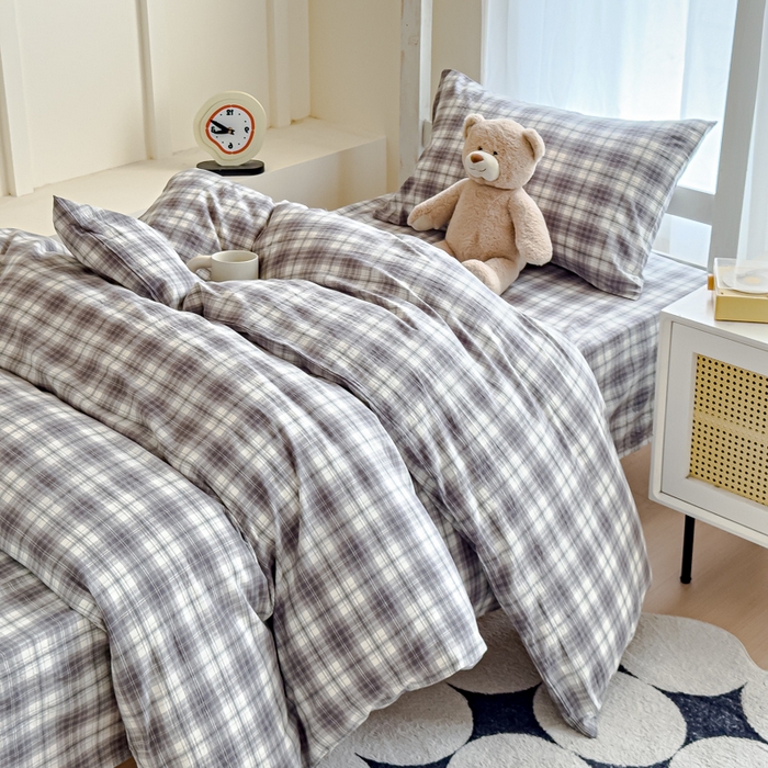 91家纺网 家纺一手货源 找家纺 久典家居 2025A类全棉色织水洗棉学生款三件套 可可灰