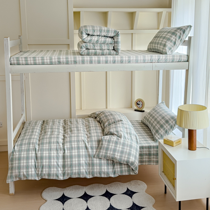 91家纺网 家纺一手货源 找家纺 久典家居 2025A类全棉色织水洗棉学生款三件套 可可绿