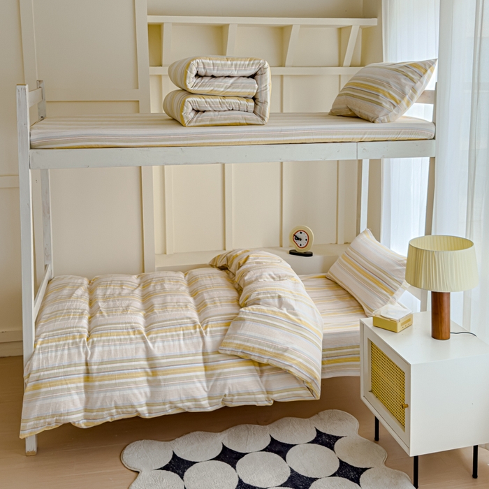 91家纺网 家纺一手货源 找家纺 久典家居 2025A类全棉色织水洗棉学生款三件套 沐妍黄