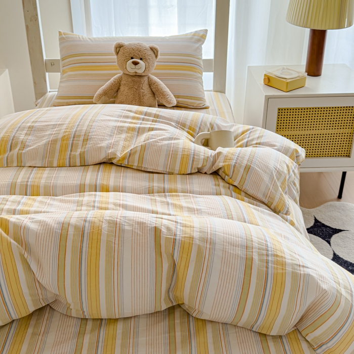 91家纺网 家纺一手货源 找家纺 久典家居 2025A类全棉色织水洗棉学生款三件套 沐妍黄