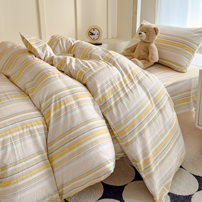 91家纺网 家纺一手货源 找家纺 久典家居 2025A类全棉色织水洗棉学生款三件套 沐妍黄