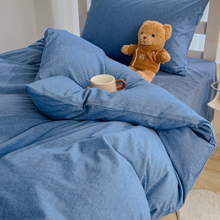 91家纺网 家纺一手货源 找家纺 久典家居 2025A类全棉色织水洗棉学生款三件套 牛仔蓝