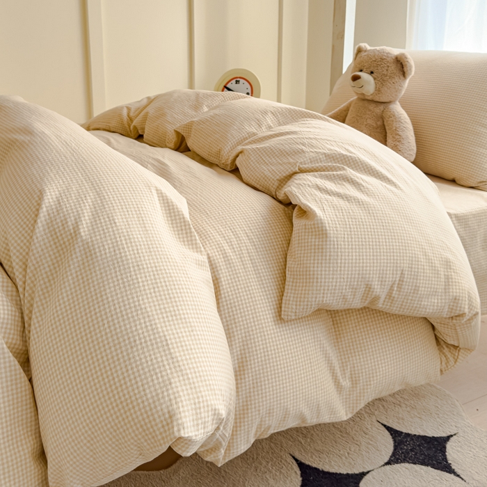 91家纺网 家纺一手货源 找家纺 久典家居 2025A类全棉色织水洗棉学生款三件套 糖果卡其