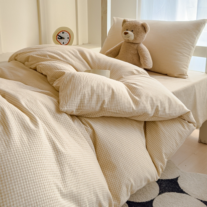 91家纺网 家纺一手货源 找家纺 久典家居 2025A类全棉色织水洗棉学生款三件套 糖果卡其