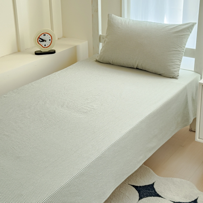 91家纺网 家纺一手货源 找家纺 久典家居 2025A类全棉色织水洗棉学生款三件套 糖果绿