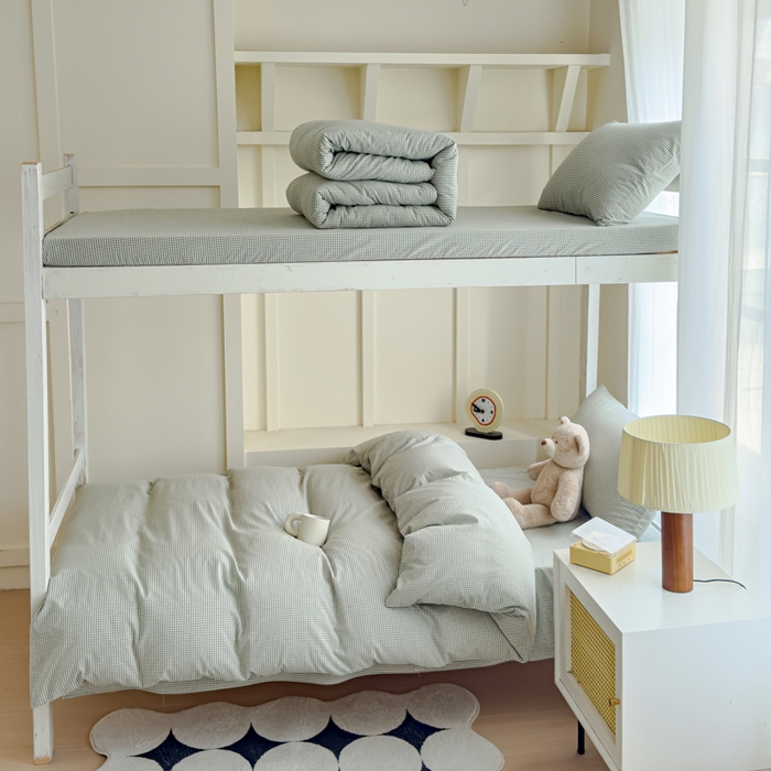 91家纺网 家纺一手货源 找家纺 久典家居 2025A类全棉色织水洗棉学生款三件套 糖果绿