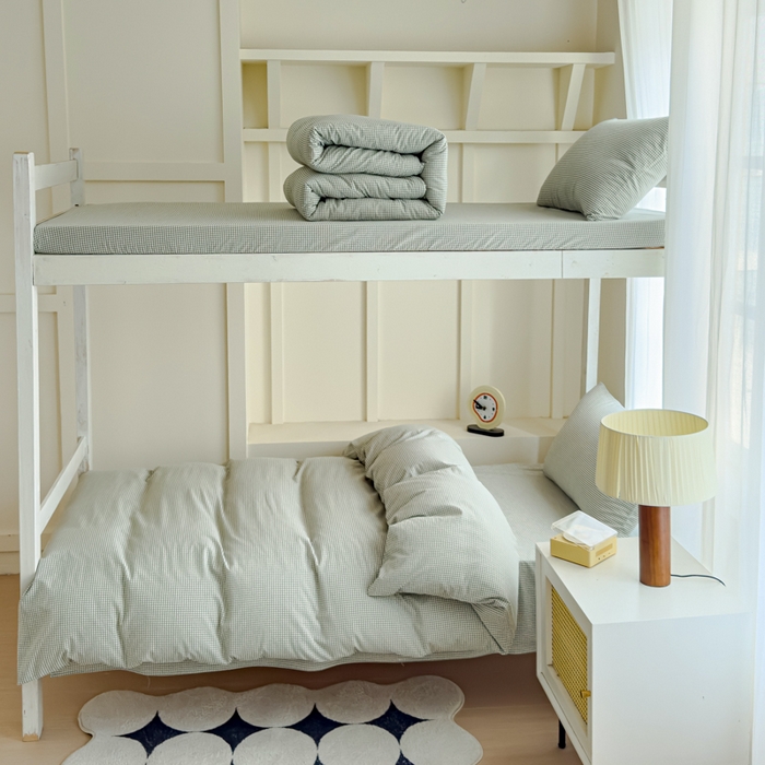 91家纺网 家纺一手货源 找家纺 久典家居 2025A类全棉色织水洗棉学生款三件套 糖果绿