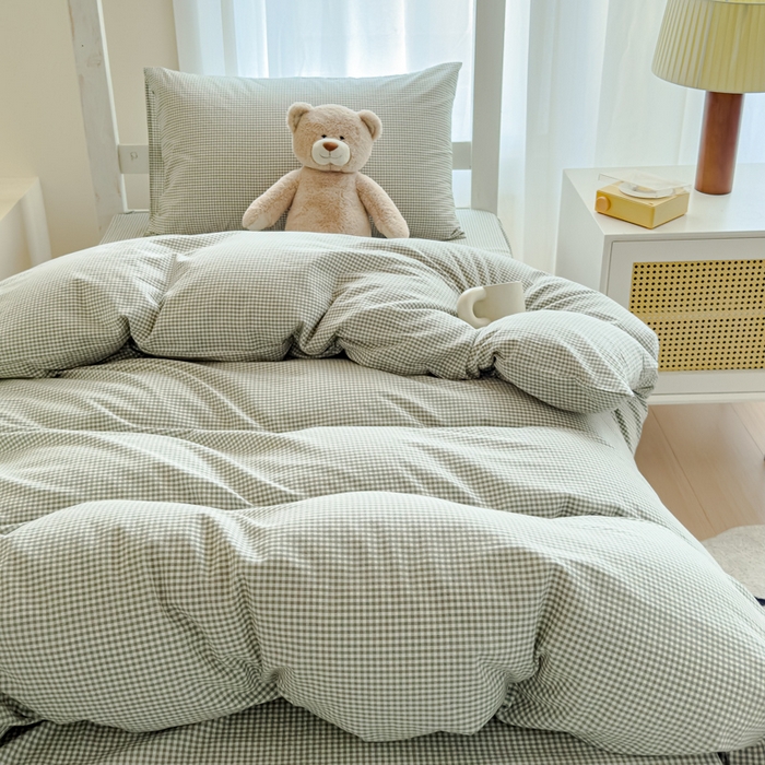 91家纺网 家纺一手货源 找家纺 久典家居 2025A类全棉色织水洗棉学生款三件套 糖果绿