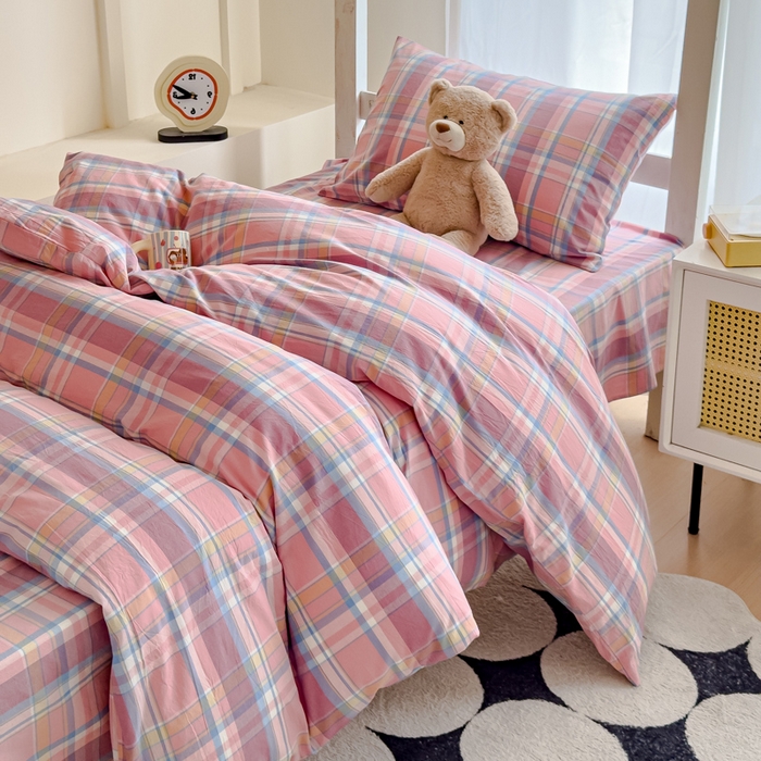 91家纺网 家纺一手货源 找家纺 久典家居 2025A类全棉色织水洗棉学生款三件套 昭华粉-拍摄一