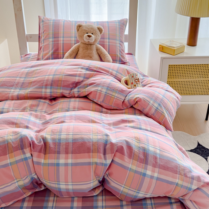 91家纺网 家纺一手货源 找家纺 久典家居 2025A类全棉色织水洗棉学生款三件套 昭华粉-拍摄一