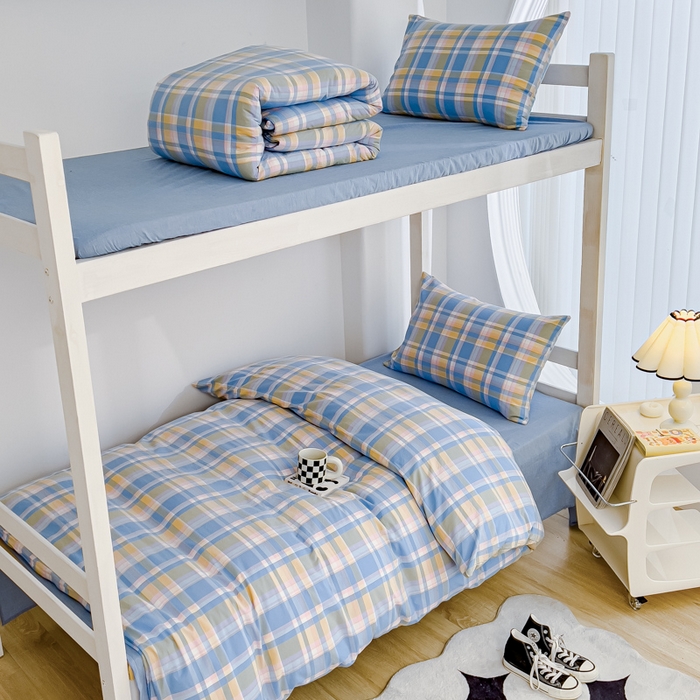 91家纺网 家纺一手货源 找家纺 久典家居 2025A类全棉色织水洗棉学生款三件套 昭华蓝-拍摄二