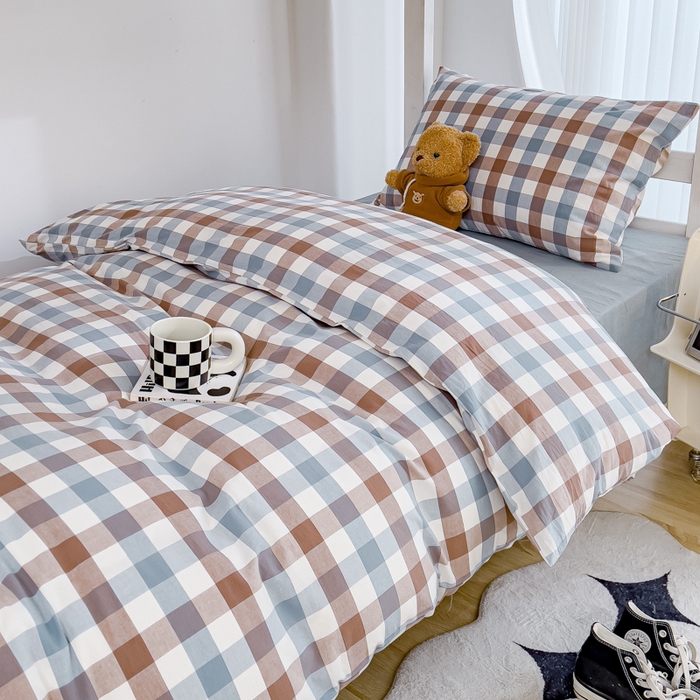 91家纺网 家纺一手货源 找家纺 久典家居 2025A类全棉色织水洗棉学生款三件套 中格蓝