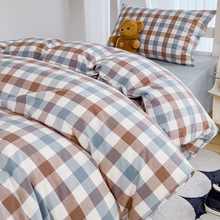 91家纺网 家纺一手货源 找家纺 久典家居 2025A类全棉色织水洗棉学生款三件套 中格蓝