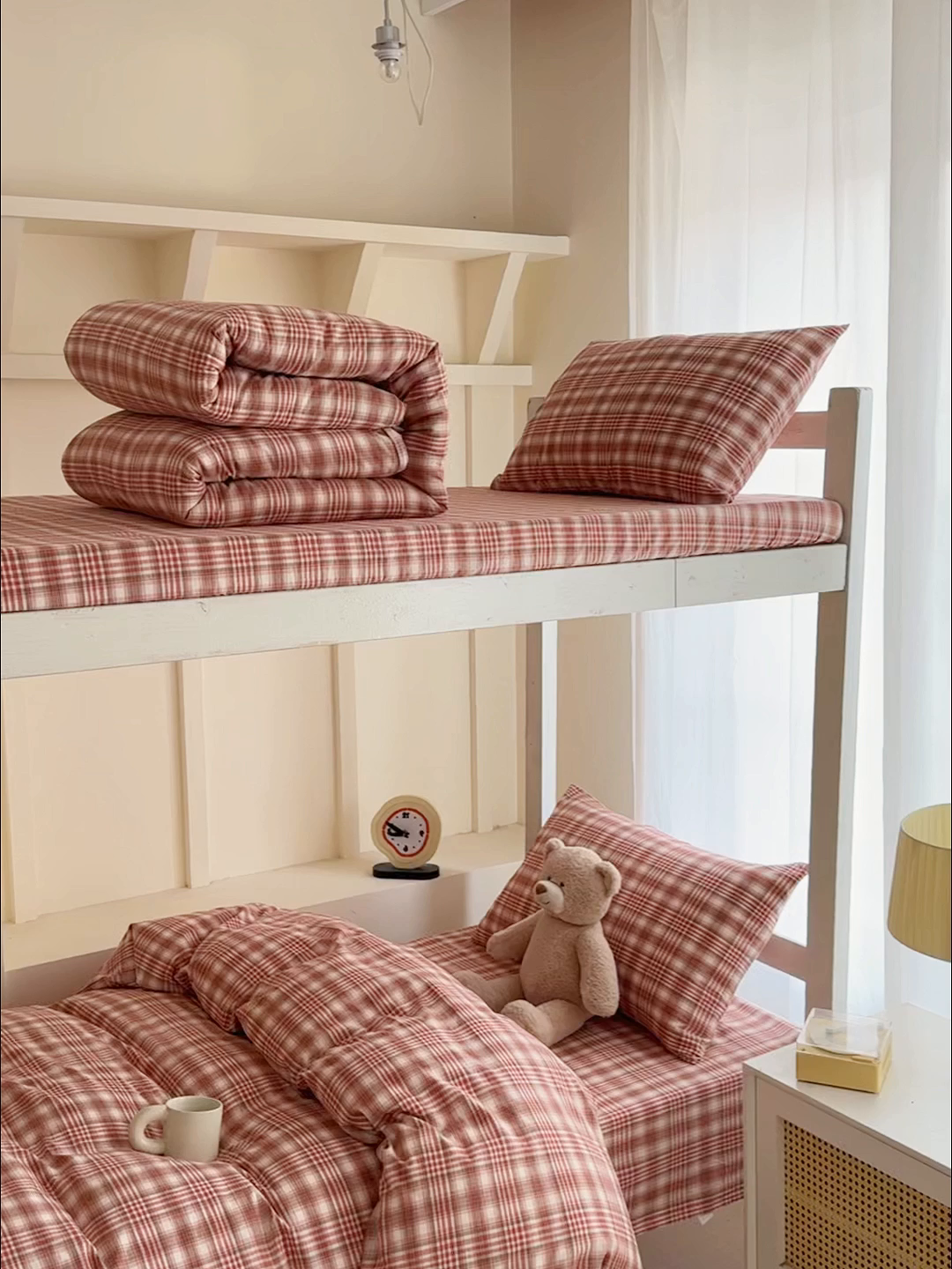 91家纺网 家纺一手货源 找家纺 久典家居 2025A类全棉色织水洗棉学生款三件套 可可粉