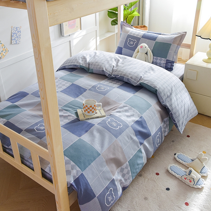 91家纺网 家纺一手货源 找家纺 鑫宇2025新款13372全棉学生宿舍上下铺三件套床单款床笠款可定制 邦尼熊-灰