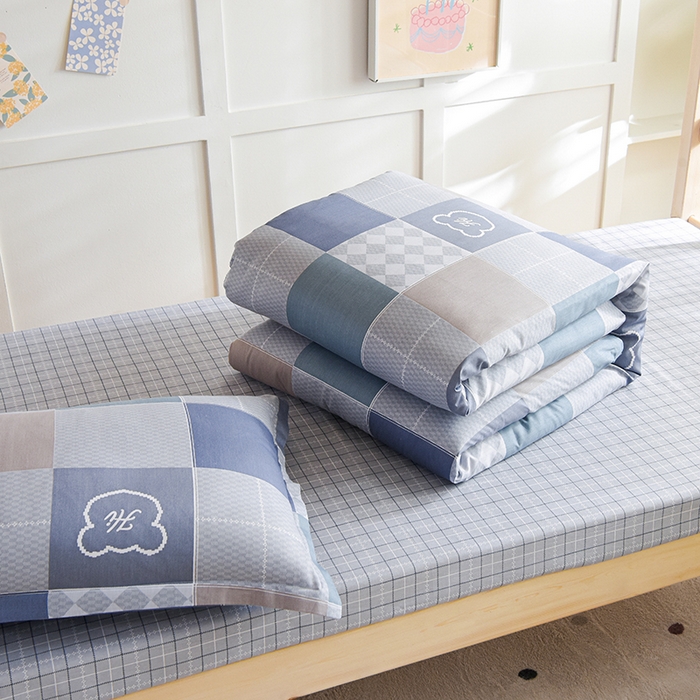 91家纺网 家纺一手货源 找家纺 鑫宇2025新款13372全棉学生宿舍上下铺三件套床单款床笠款可定制 邦尼熊-灰