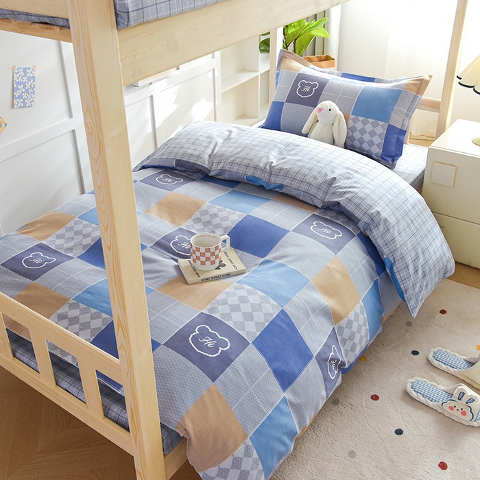 91家纺网 家纺一手货源 找家纺 鑫宇2025新款13372全棉学生宿舍上下铺三件套床单款床笠款可定制 邦尼熊-蓝