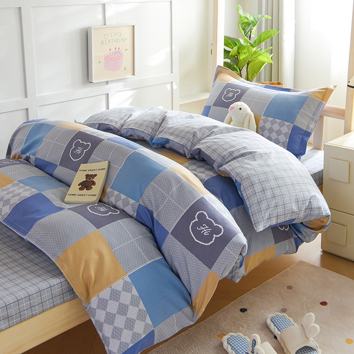 91家纺网 家纺一手货源 找家纺 鑫宇2025新款13372全棉学生宿舍上下铺三件套床单款床笠款可定制 邦尼熊-蓝