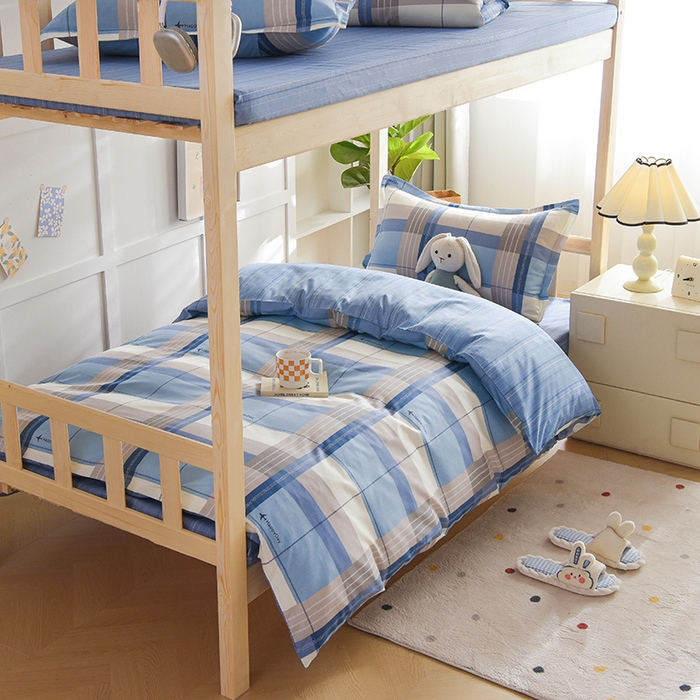 91家纺网 家纺一手货源 找家纺 鑫宇2025新款13372全棉学生宿舍上下铺三件套床单款床笠款可定制 米拉之城-蓝