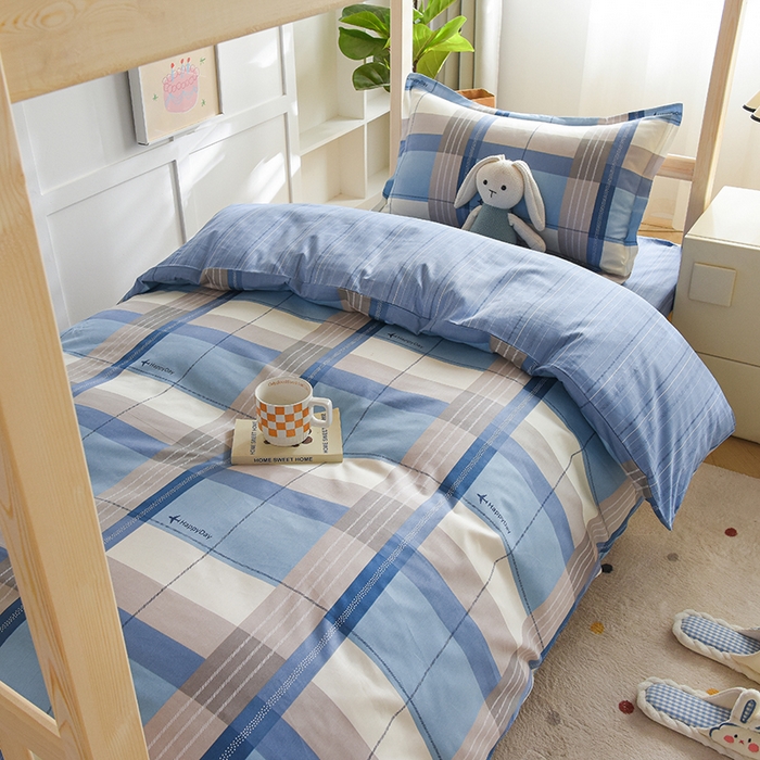 91家纺网 家纺一手货源 找家纺 鑫宇2025新款13372全棉学生宿舍上下铺三件套床单款床笠款可定制 米拉之城-蓝