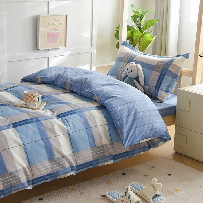 91家纺网 家纺一手货源 找家纺 鑫宇2025新款13372全棉学生宿舍上下铺三件套床单款床笠款可定制 米拉之城-蓝