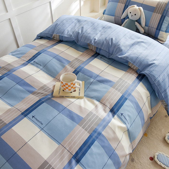 91家纺网 家纺一手货源 找家纺 鑫宇2025新款13372全棉学生宿舍上下铺三件套床单款床笠款可定制 米拉之城-蓝