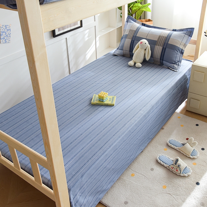 91家纺网 家纺一手货源 找家纺 鑫宇2025新款13372全棉学生宿舍上下铺三件套床单款床笠款可定制 米拉之城-灰