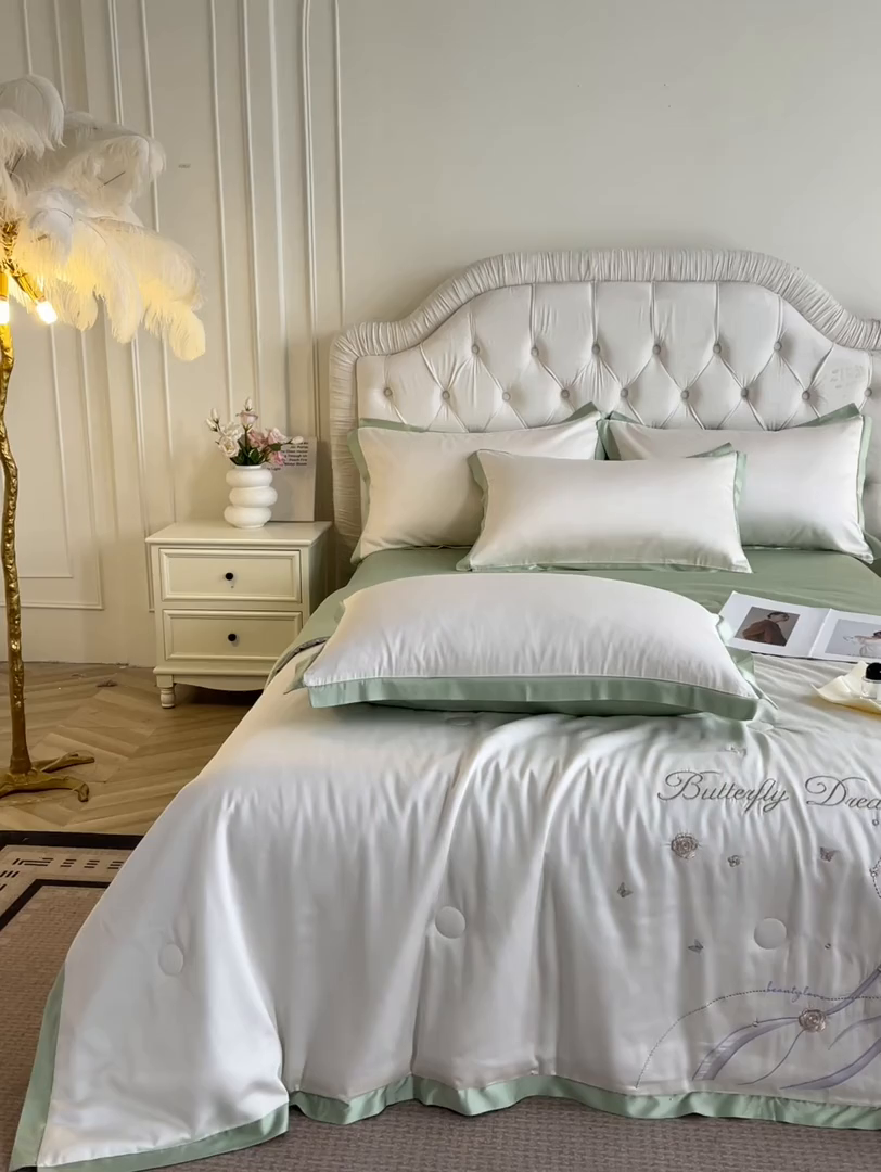 91家纺网 家纺一手货源 找家纺 梦舒羽 2025新款水洗真丝宽边双人枕套 奶油浅绿