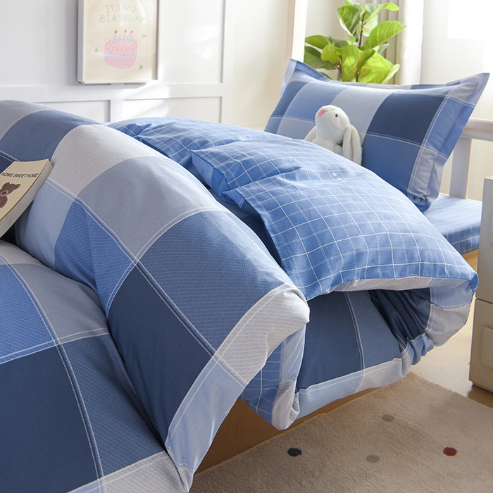 91家纺网 家纺一手货源 找家纺 鑫宇2025新款13372全棉学生宿舍上下铺三件套床单款床笠款可定制 向往生活-蓝