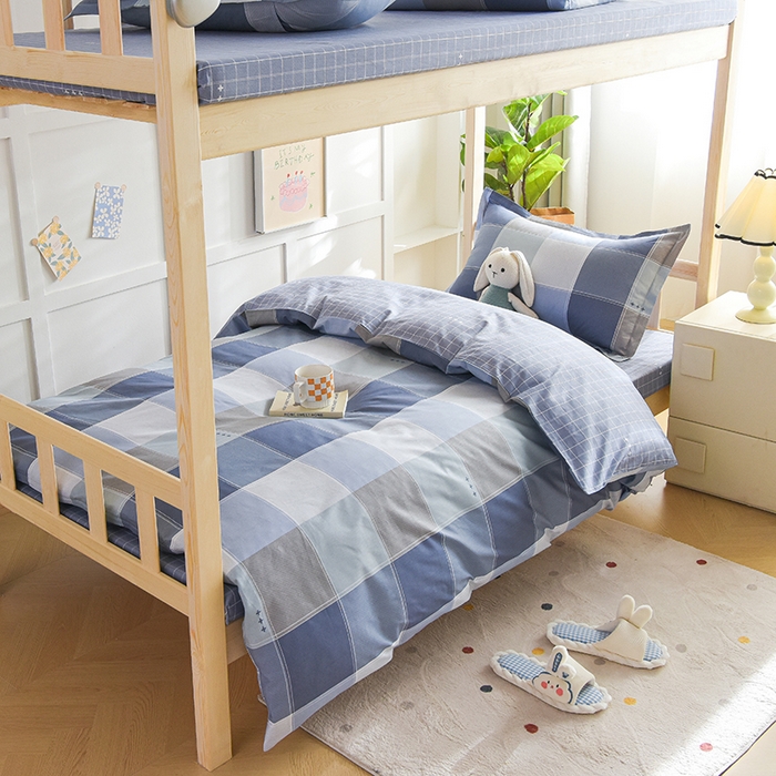 91家纺网 家纺一手货源 找家纺 鑫宇2025新款13372全棉学生宿舍上下铺三件套床单款床笠款可定制 向往生活-灰