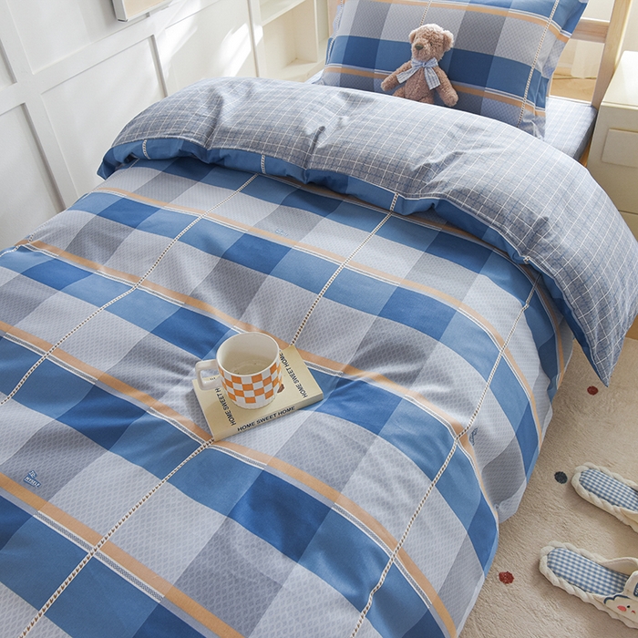 91家纺网 家纺一手货源 找家纺 鑫宇2025新款13372全棉学生宿舍上下铺三件套床单款床笠款可定制 夏曲-蓝