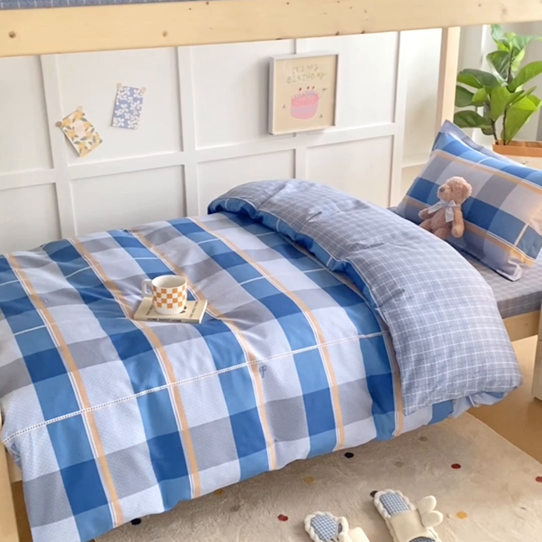 91家纺网 家纺一手货源 找家纺 鑫宇2025新款13372全棉学生宿舍上下铺三件套床单款床笠款可定制 夏曲-蓝