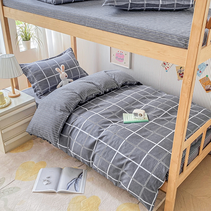 91家纺网 家纺一手货源 找家纺 鑫宇2025新款13372全棉学生宿舍上下铺三件套床单款床笠款可定制 格韵-灰