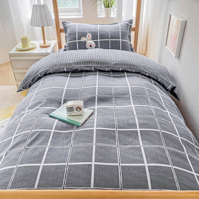 91家纺网 家纺一手货源 找家纺 鑫宇2025新款13372全棉学生宿舍上下铺三件套床单款床笠款可定制 格韵-灰