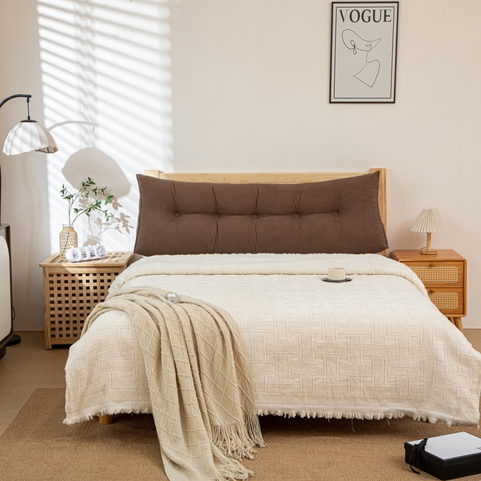 91家纺网 家纺一手货源 找家纺 沐沐家纺 2026春夏新款灯芯绒三角大靠背 深棕色