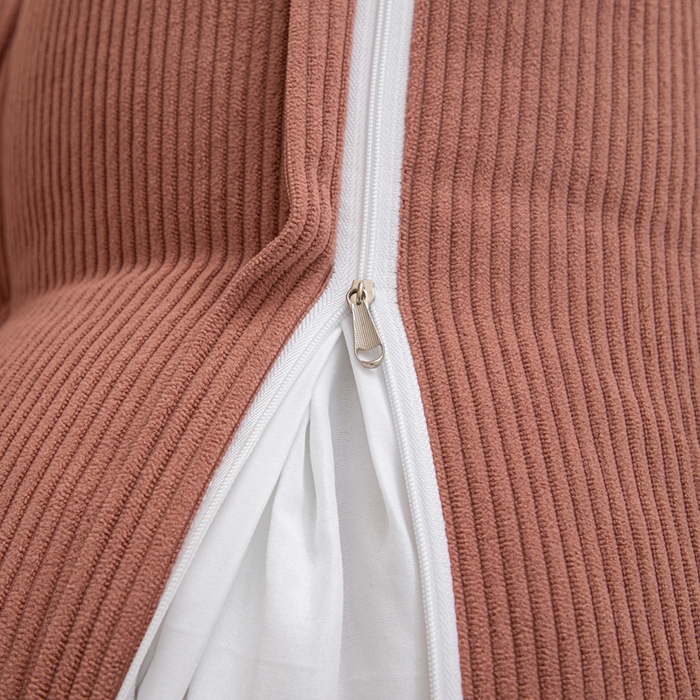 91家纺网 家纺一手货源 找家纺 沐沐家纺 2026春夏新款灯芯绒三角大靠背 胭脂红