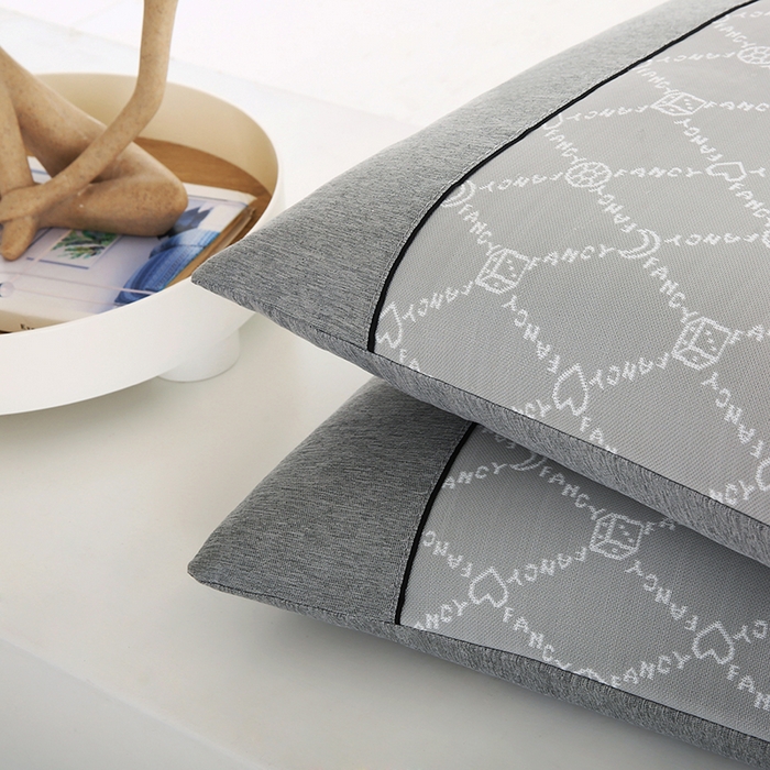 91家纺网 家纺一手货源 找家纺 小牛席业 2025新款PE冰丝夏凉枕-月亮爱心 月亮爱心夏凉枕-灰色