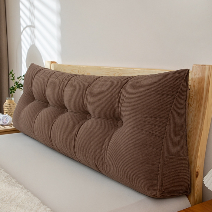 91家纺网 家纺一手货源 找家纺 沐沐家纺 2026春夏新款灯芯绒三角大靠背 深棕色