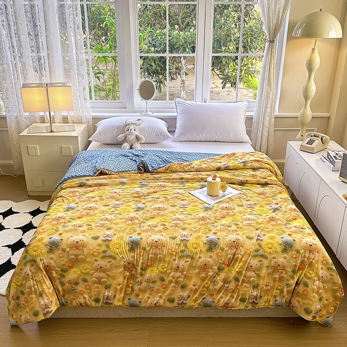 91家纺网 家纺一手货源 找家纺 南方印象 2025新款A类凉感丝冰豆豆夏凉被夏被空调被爆款5D印花夏被 蜜糖小熊花